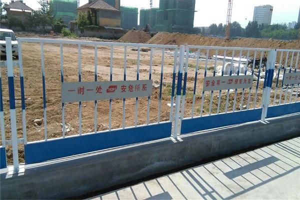 辽阳蓝白基坑护栏
